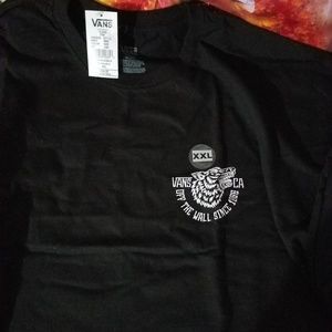 NWT Vans 2XL Short sleeve t-shirt